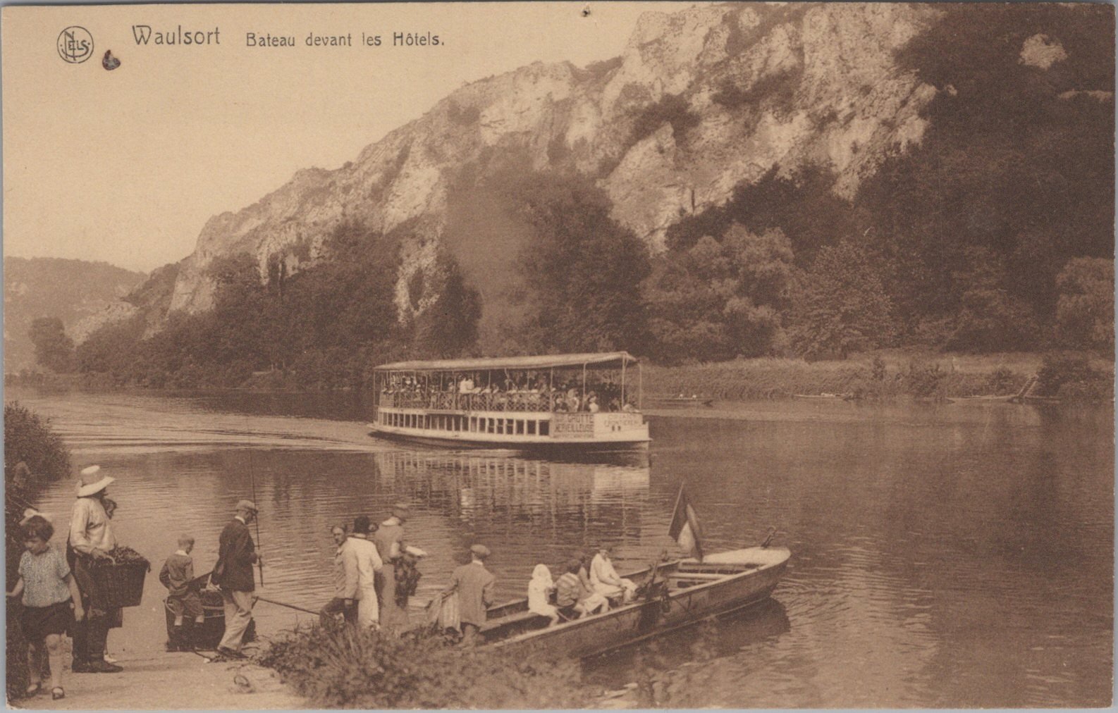 /Belgium/Places/BE_Place_1900-1961_waulsort bateau.jpg